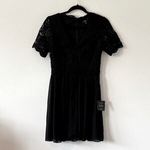 Lulus Lace Bodice Mini Dress Size S NWT